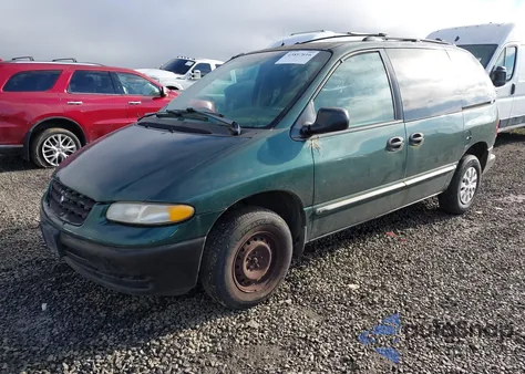 1999 Plymouth Voyager z USA, uszkodzony, nr VIN 2P4GP25R7XR393438